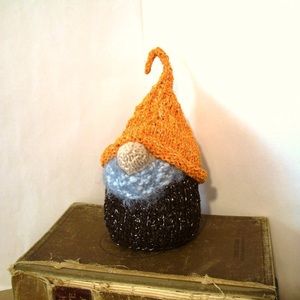 NWT House Gnome ORZEŁ Scandinavian Tomte Nisse Handcrafted Handknit Home Decor